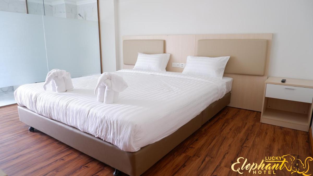 Lucky Elephant Hotel - Housity
