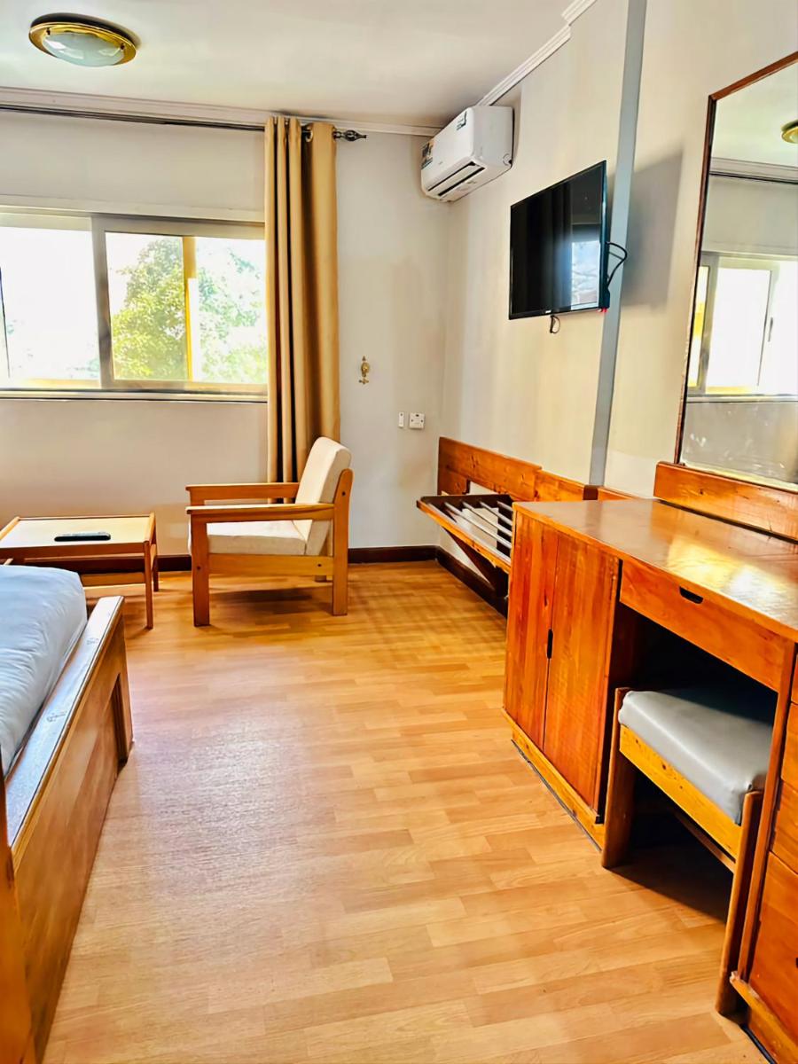 Royal Village Hotel - Hizvo