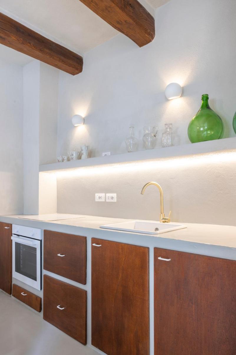 Donna Rina - suggestiva casa nel centro storico - Housity