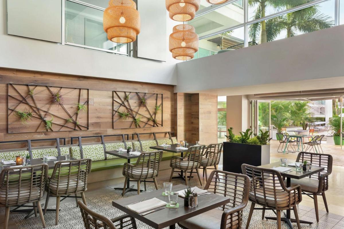 Hotel Alba Tampa, Tapestry Collection By Hilton - Housity