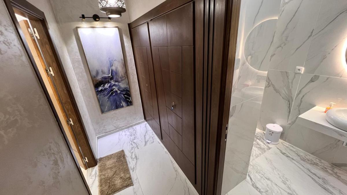 Hotel Annakhil - Housity