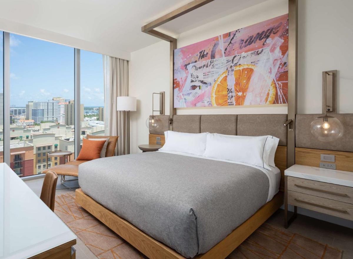 Canopy West Palm Beach - Downtown - Housity