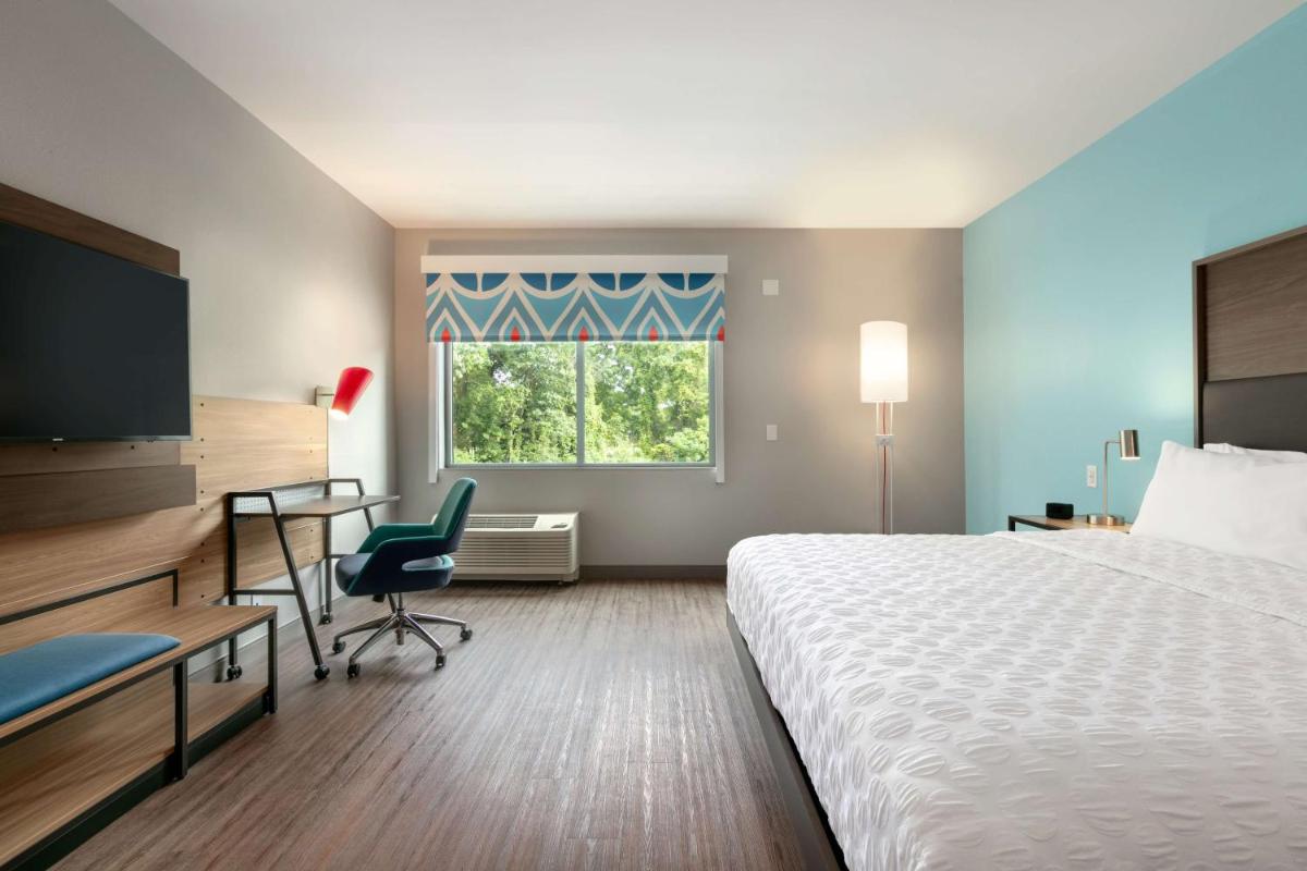 Tru By Hilton Easton - Housity