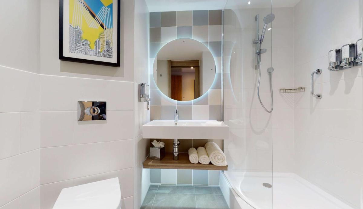 Hampton By Hilton Manchester Northern Quarter - Housity
