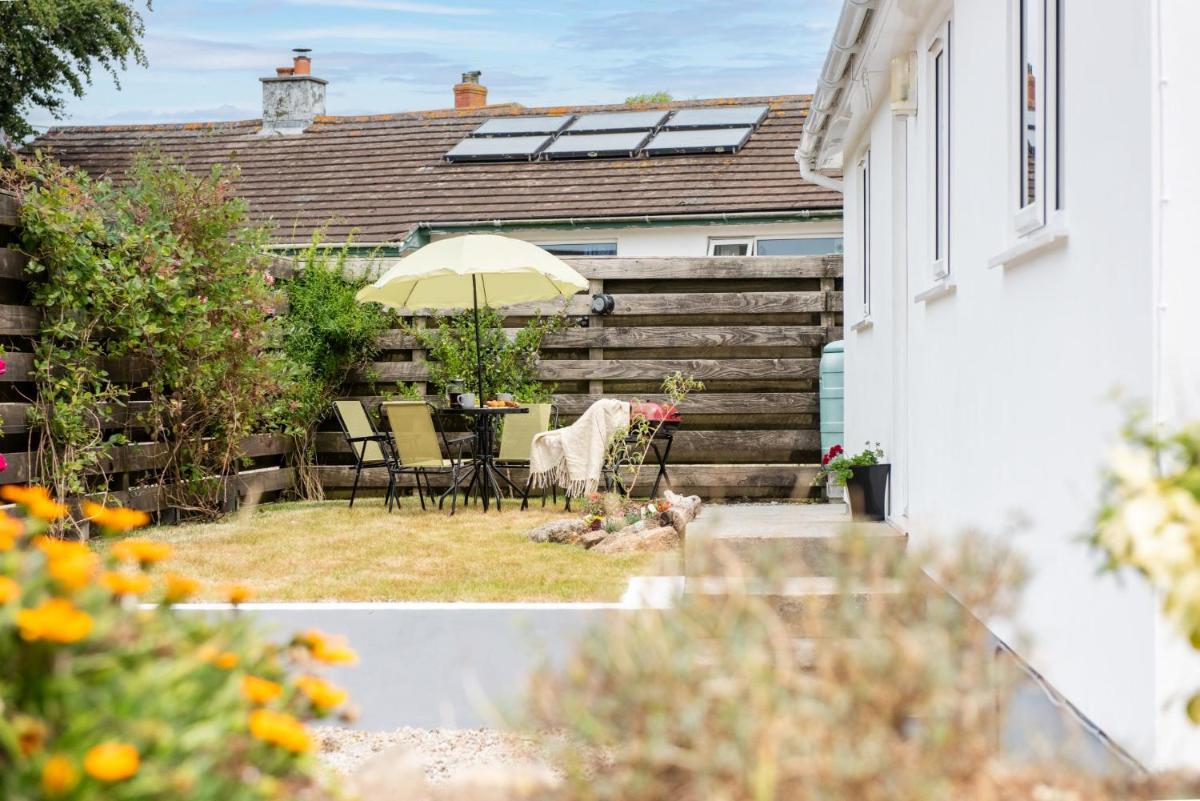 Tas Gwynn, St Buryan - Housity