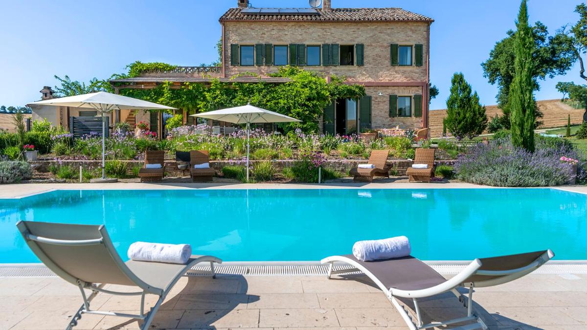 CASA SANT'ELIA 10, Emma Villas - Housity