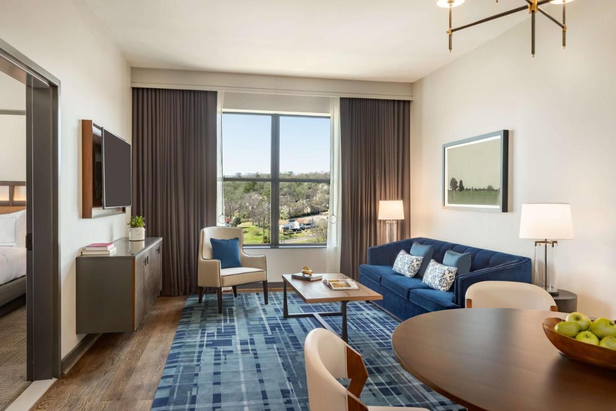 Valley Hotel Homewood Birmingham - Curio Collection By Hilton - Housity