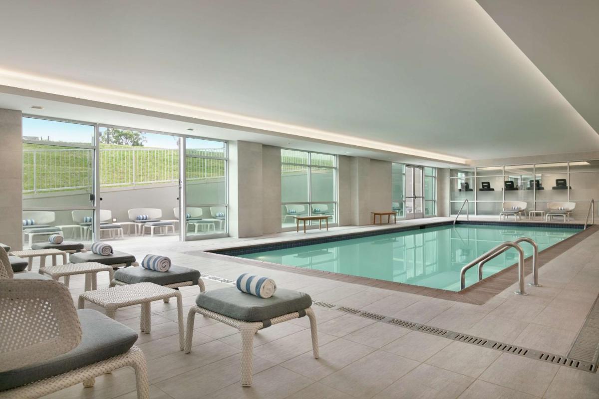 Embassy Suites by Hilton Atlanta Midtown - Housity