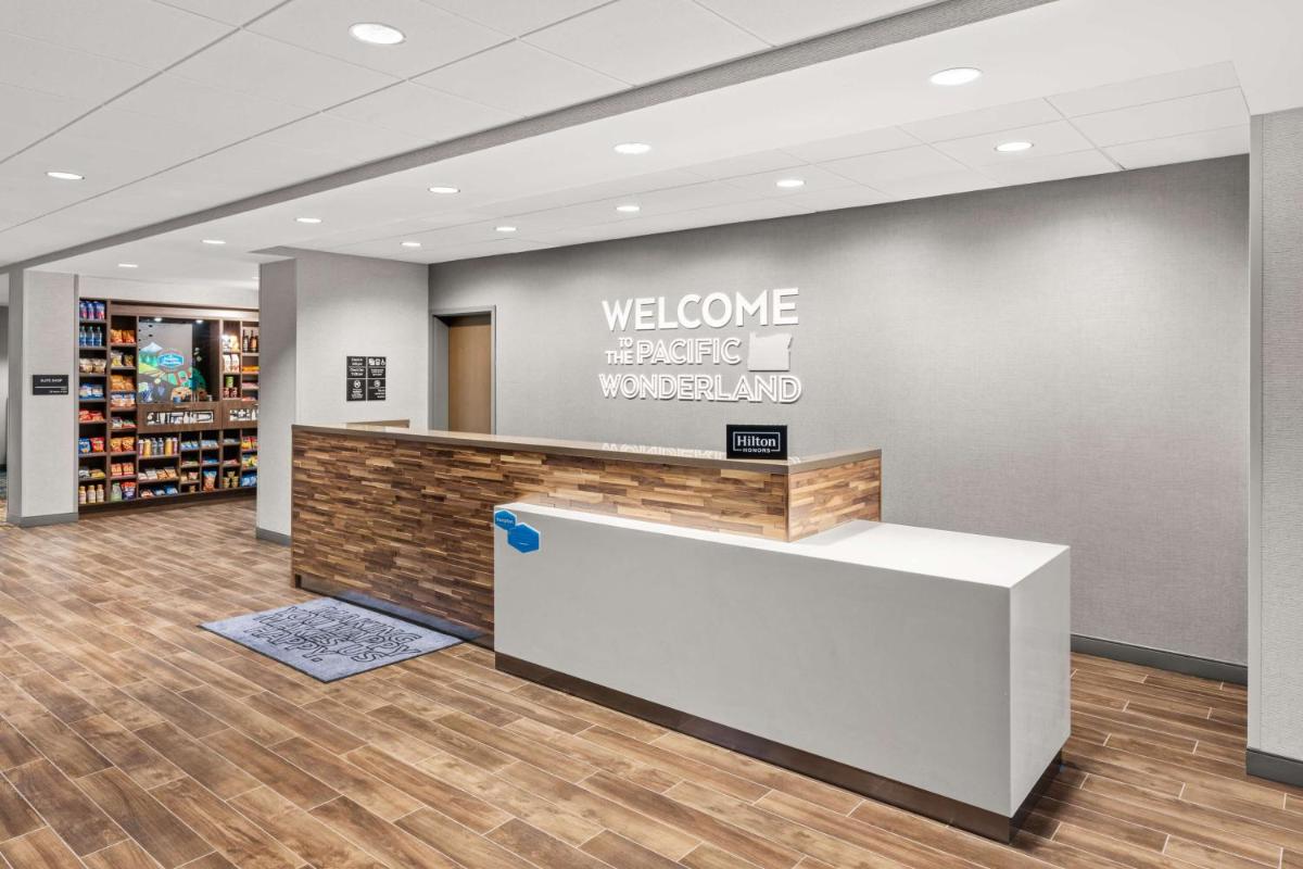 Hampton Inn & Suites Tigard - Housity