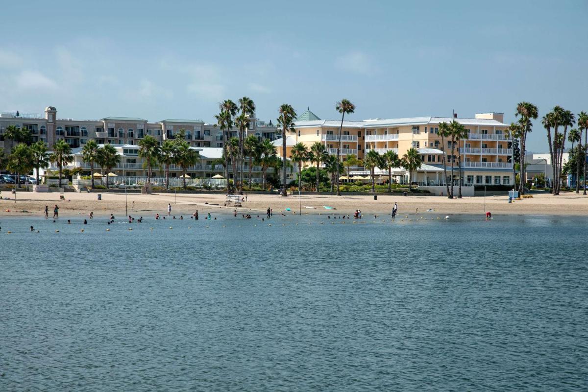 Jamaica Bay Inn Marina Del Rey Tapestry Collection by Hilton - Housity
