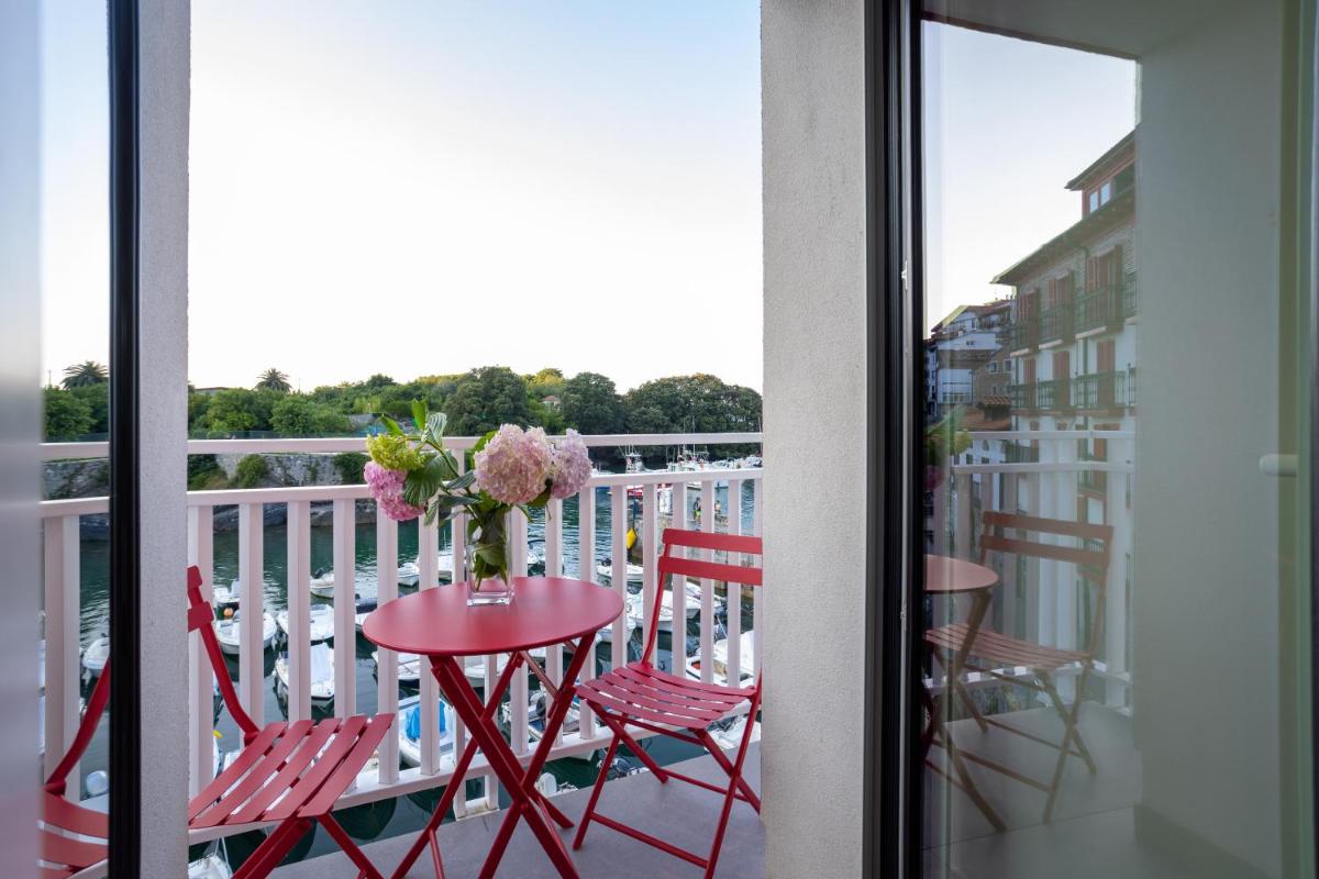Un balcón o terraza de Apartamentos&Spa Mundakaport