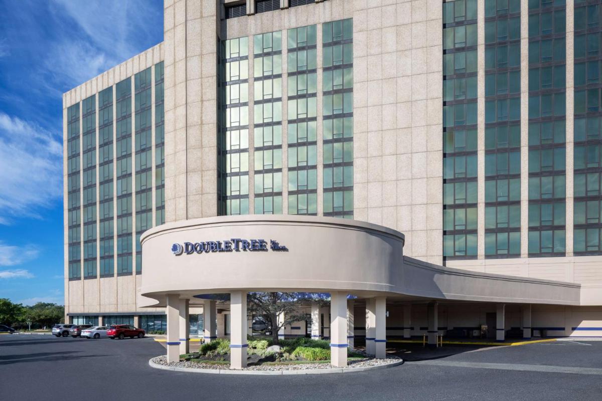 DoubleTree by Hilton Cherry Hill Philadelphia - Housity