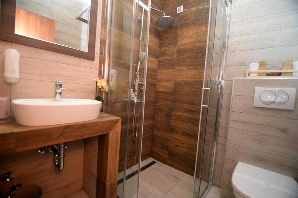 Apartmani ?arolija - Housity