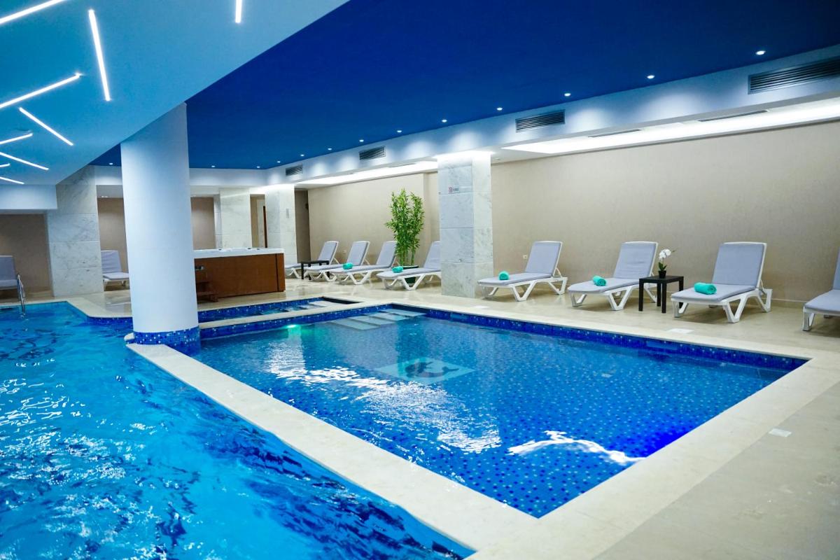 Doanesia Premium Hotel & Spa - Housity