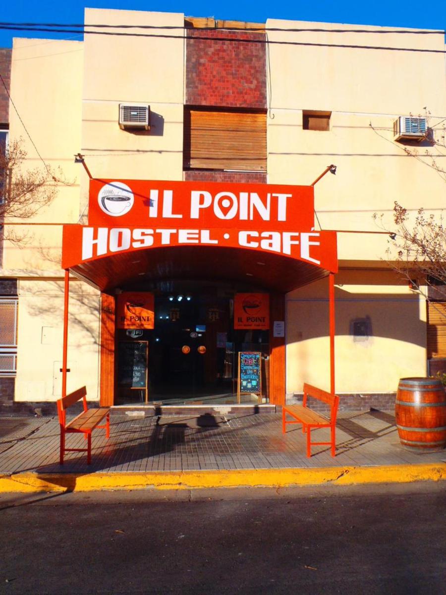 Il Point Hostel Cafe - Housity