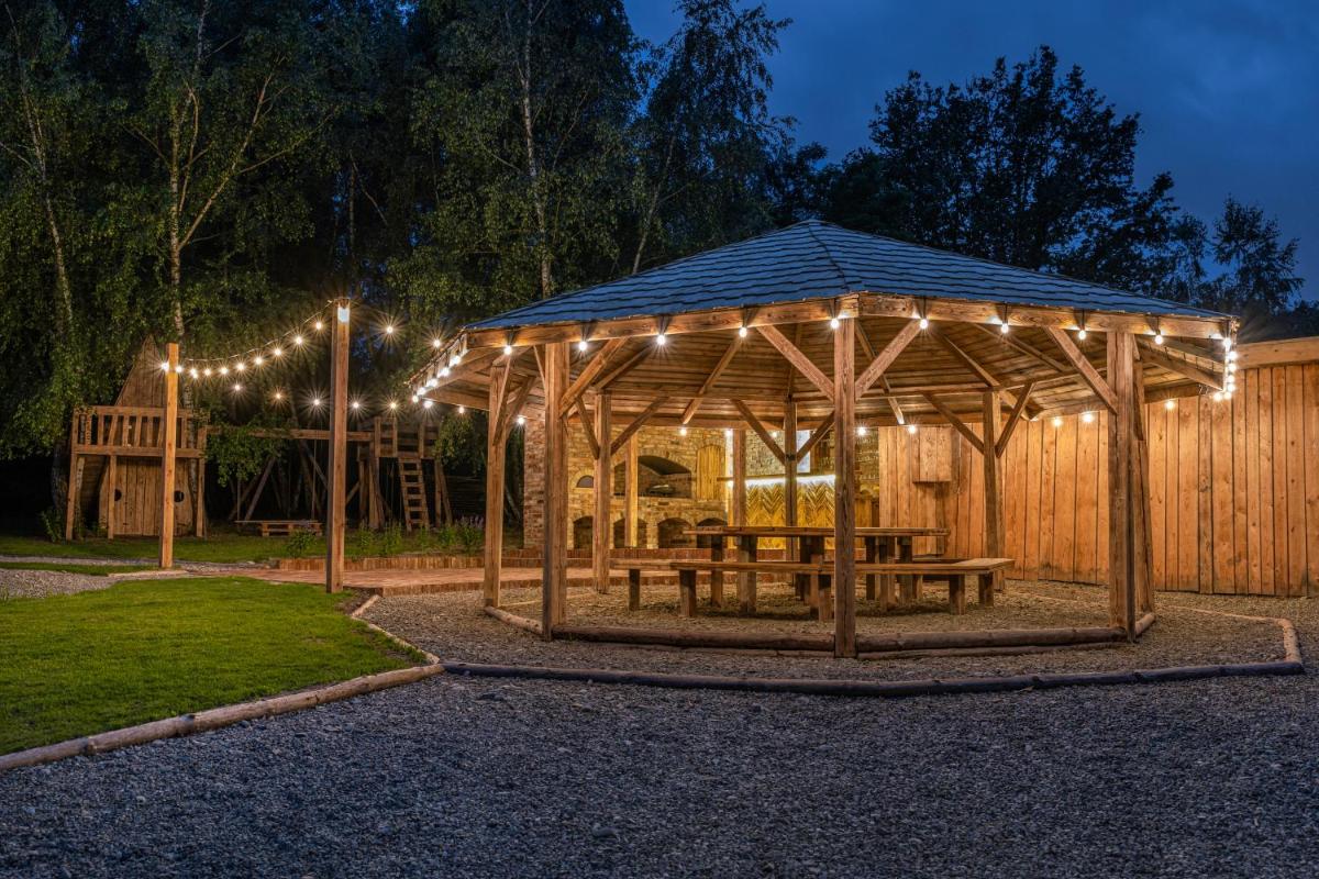 Moon Glamping Resort - Housity
