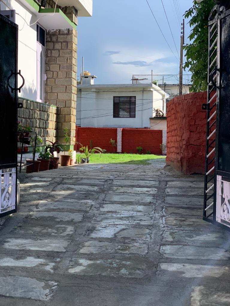 Divyam B & B Stays - Housity