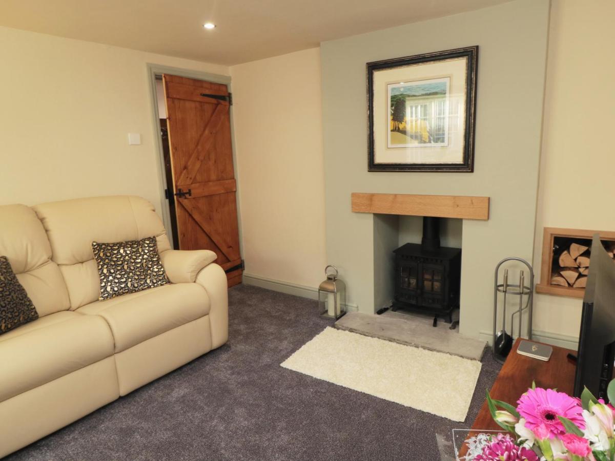 The Hideaway - Housity