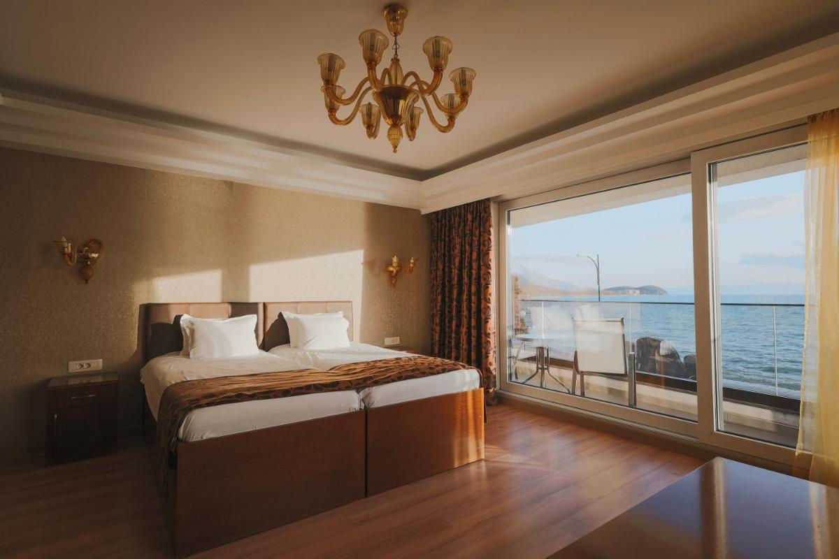 Mr.I Boutique Hotel & Bar - Housity