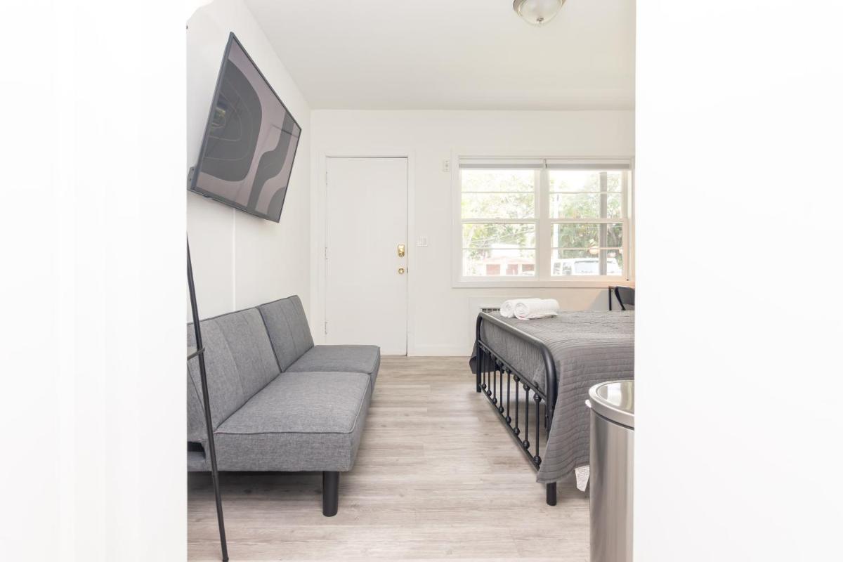 Suitetrails - Home Las Olas - Fort Lauderdale - 5 minutes to beach - Free Parking!