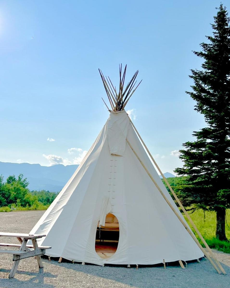 Glacier Grizzly Campground- Rv & Tipi - Housity