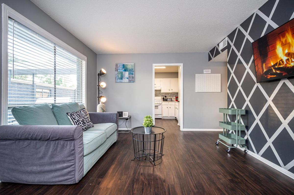 2BR Near University of Memphis Family Friendly TF1F2T - Housity