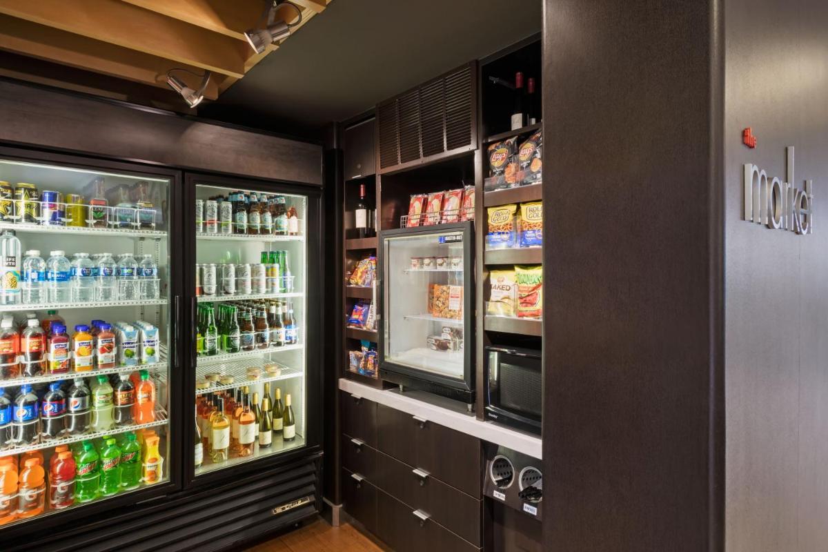 Courtyard by Marriott San Diego Del Mar/Solana Beach - Housity