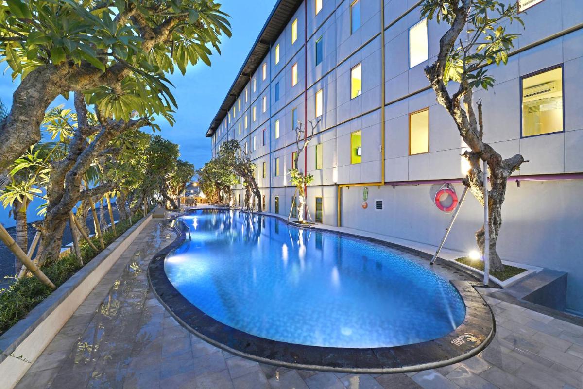 Singaraja Hotel - CHSE Certified - Housity