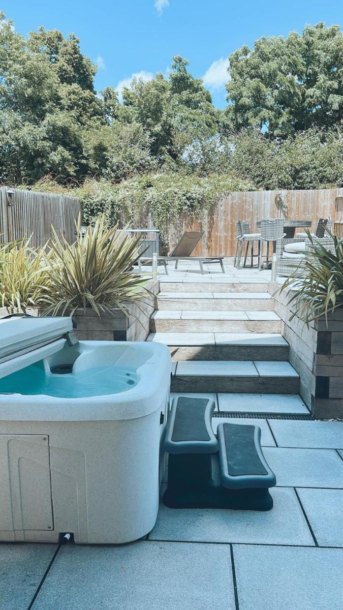 Solent Heights•Sea View•Hot Tub - Housity