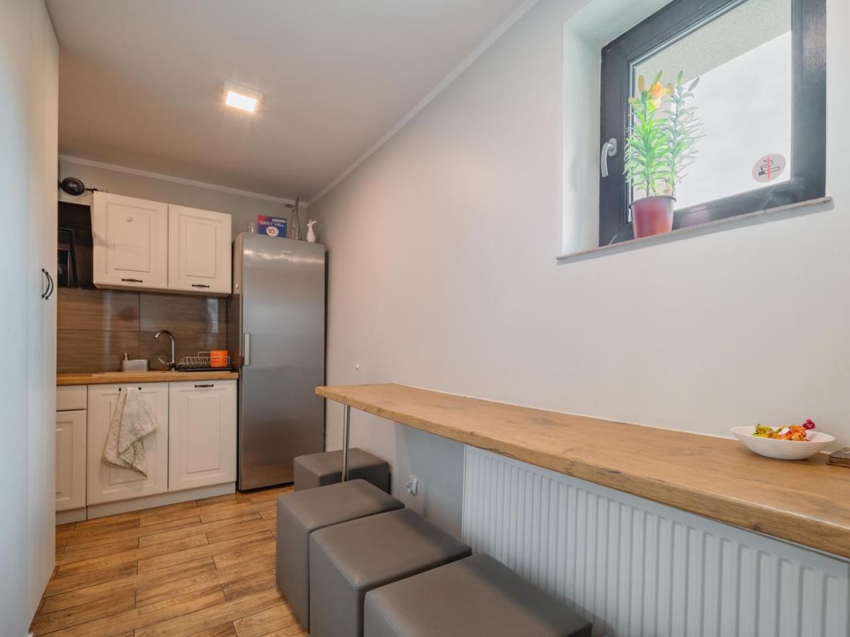 Grey Hill - Housity