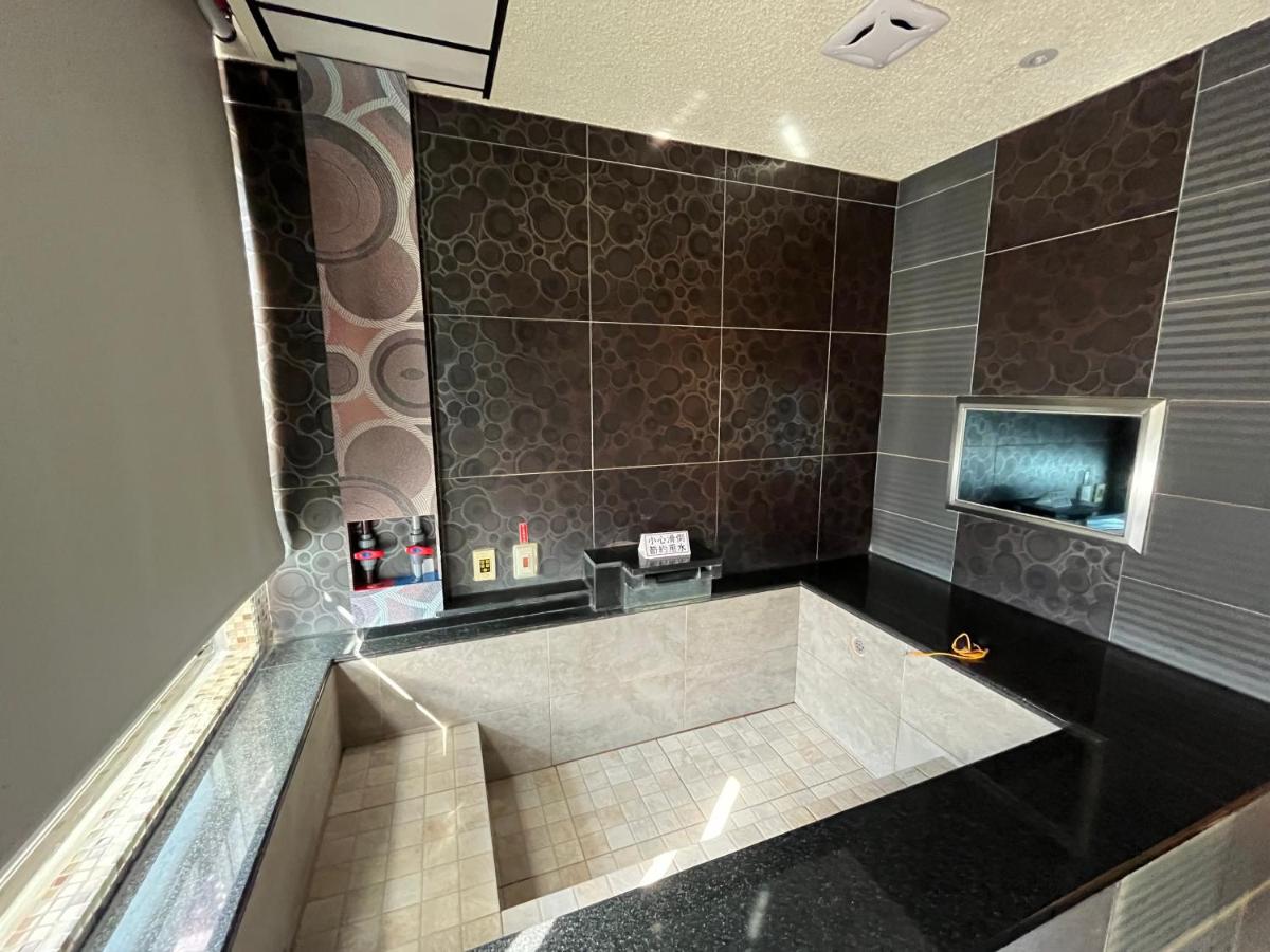 Jin Spa Resort Hotel - Housity