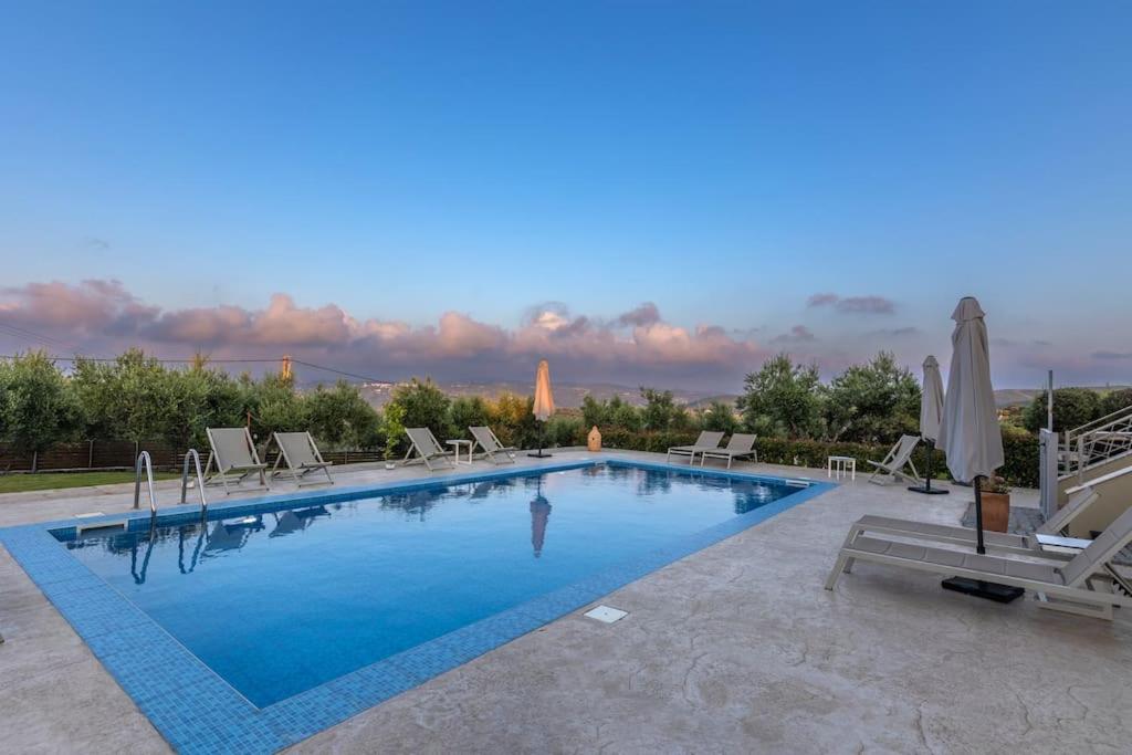 Villa Luna - Housity