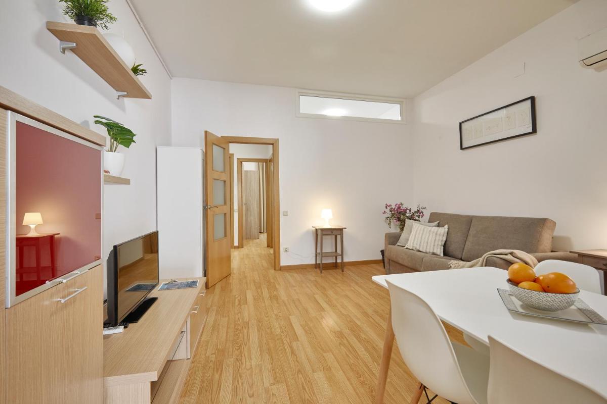 BBarcelona Sagrada Familia Terrace Flat - Housity