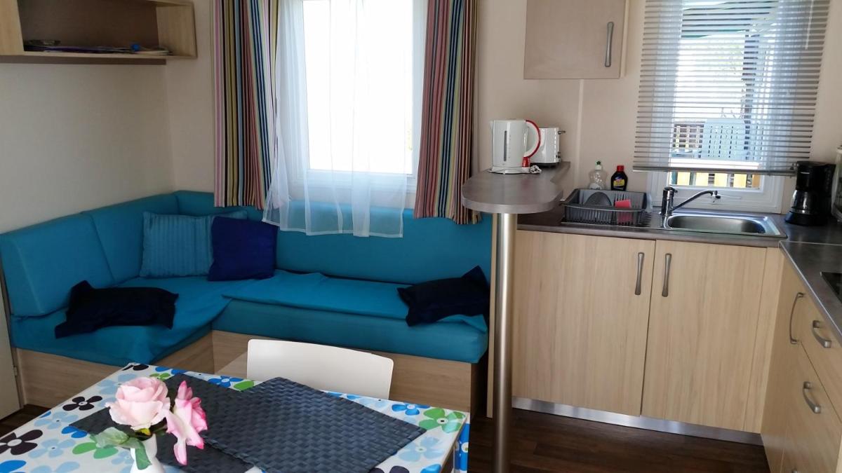 Bungalow cosy a Louannec avec piscine - Housity