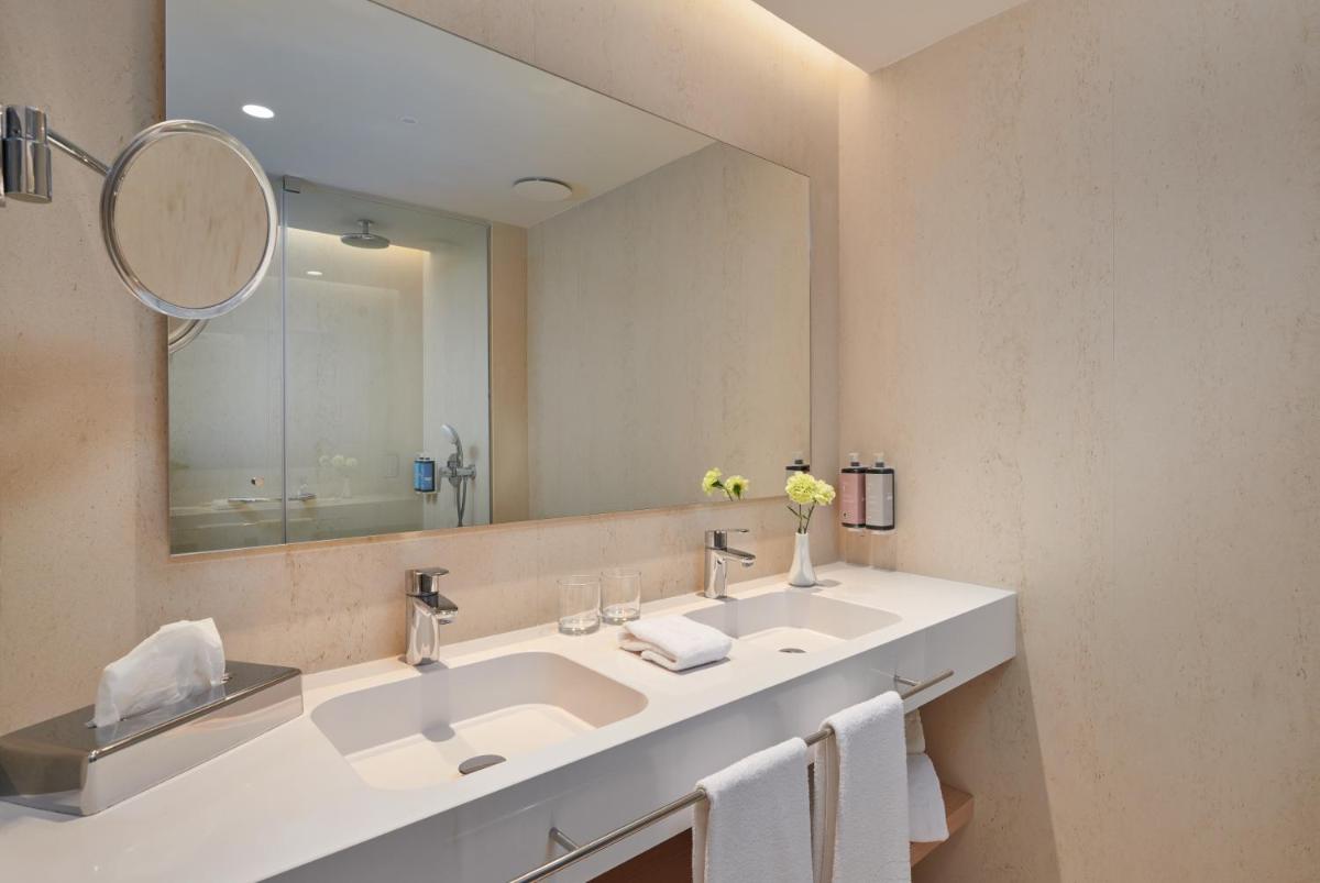Un baño de Hipotels Mediterraneo Hotel - Adults Only