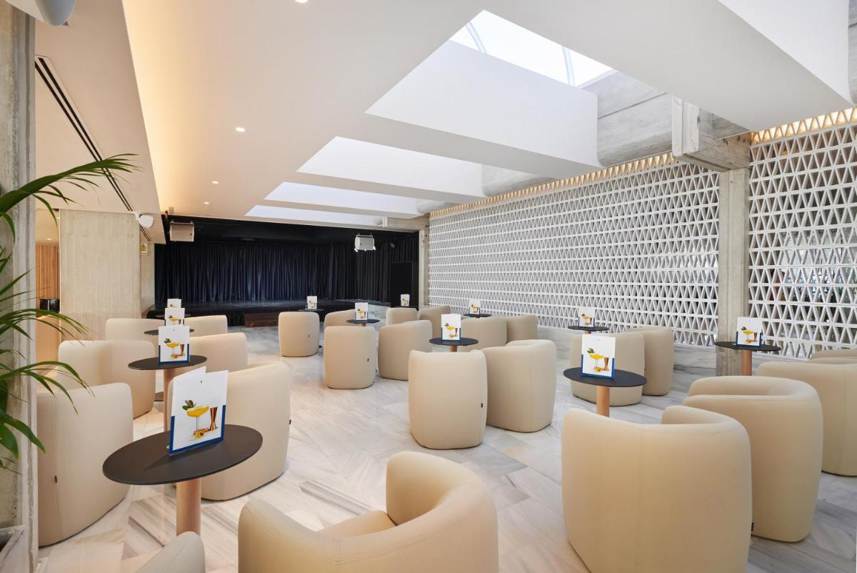 Zona de estar de Hipotels Mediterraneo Hotel - Adults Only