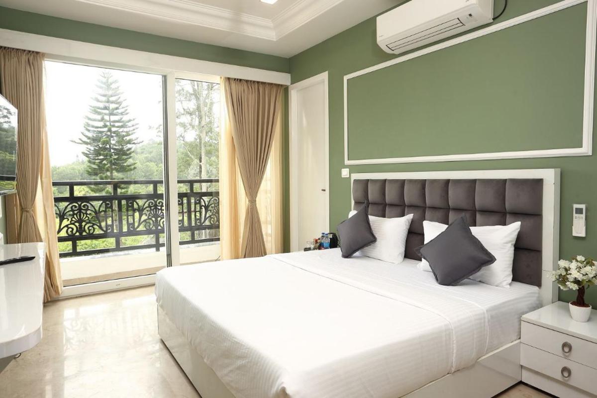 White Mint - Housity
