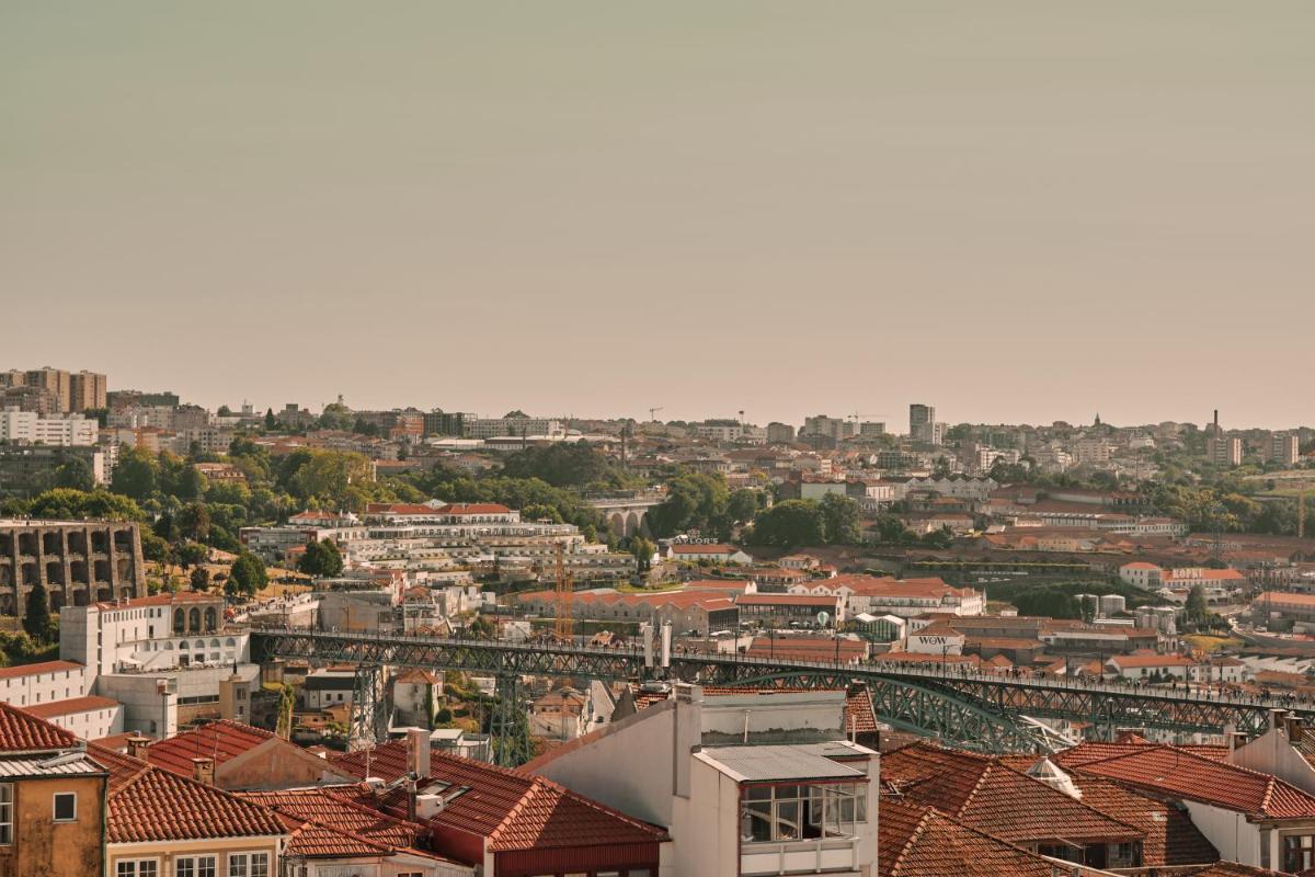 Uma vista geral de Porto ou a vista da cidade a partir do hotel