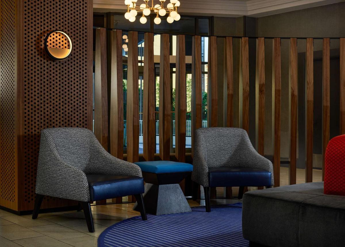Hilton Kansas City Country Club Plaza - Housity