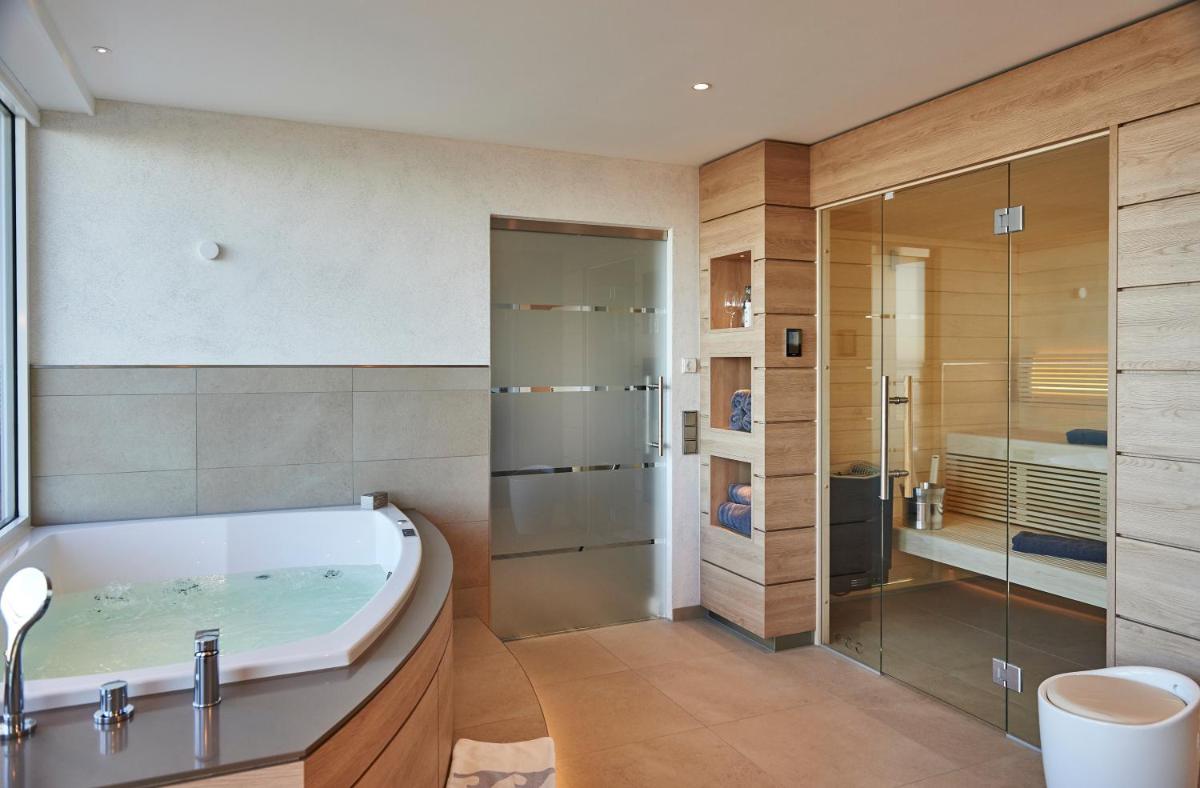 Ein Badezimmer in der Unterkunft Badhotel Sternhagen