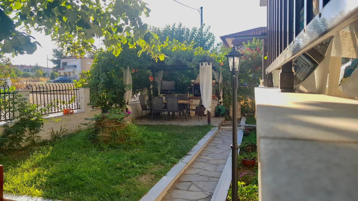 tatiana house - Housity