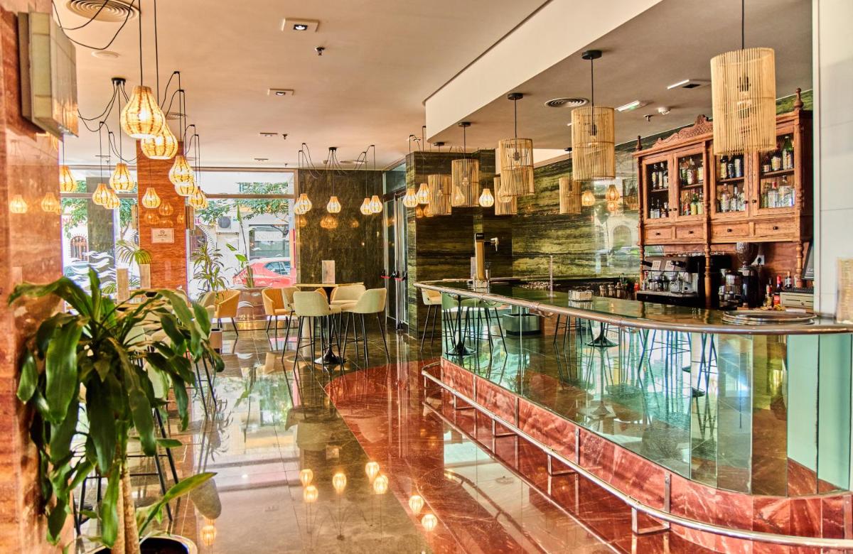 Imagen de la galería de Leonardo Hotel Fuengirola Costa del Sol, en Fuengirola