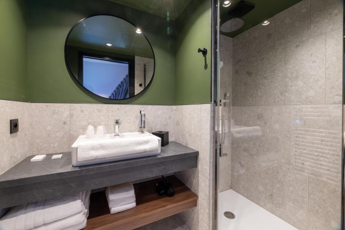 Salle de bains dans l'établissement Miura
