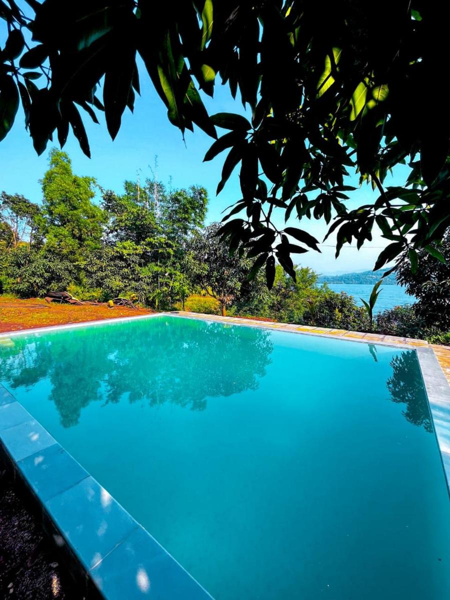Lakeview resort near lavasa by Maharashtra Camper’s - Housity