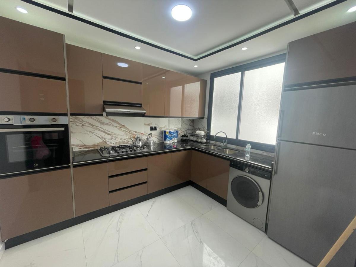 اقامة الانوار - Housity