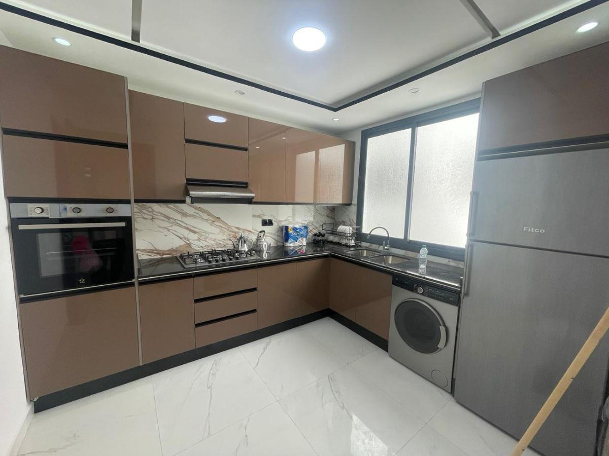 اقامة الانوار - Housity