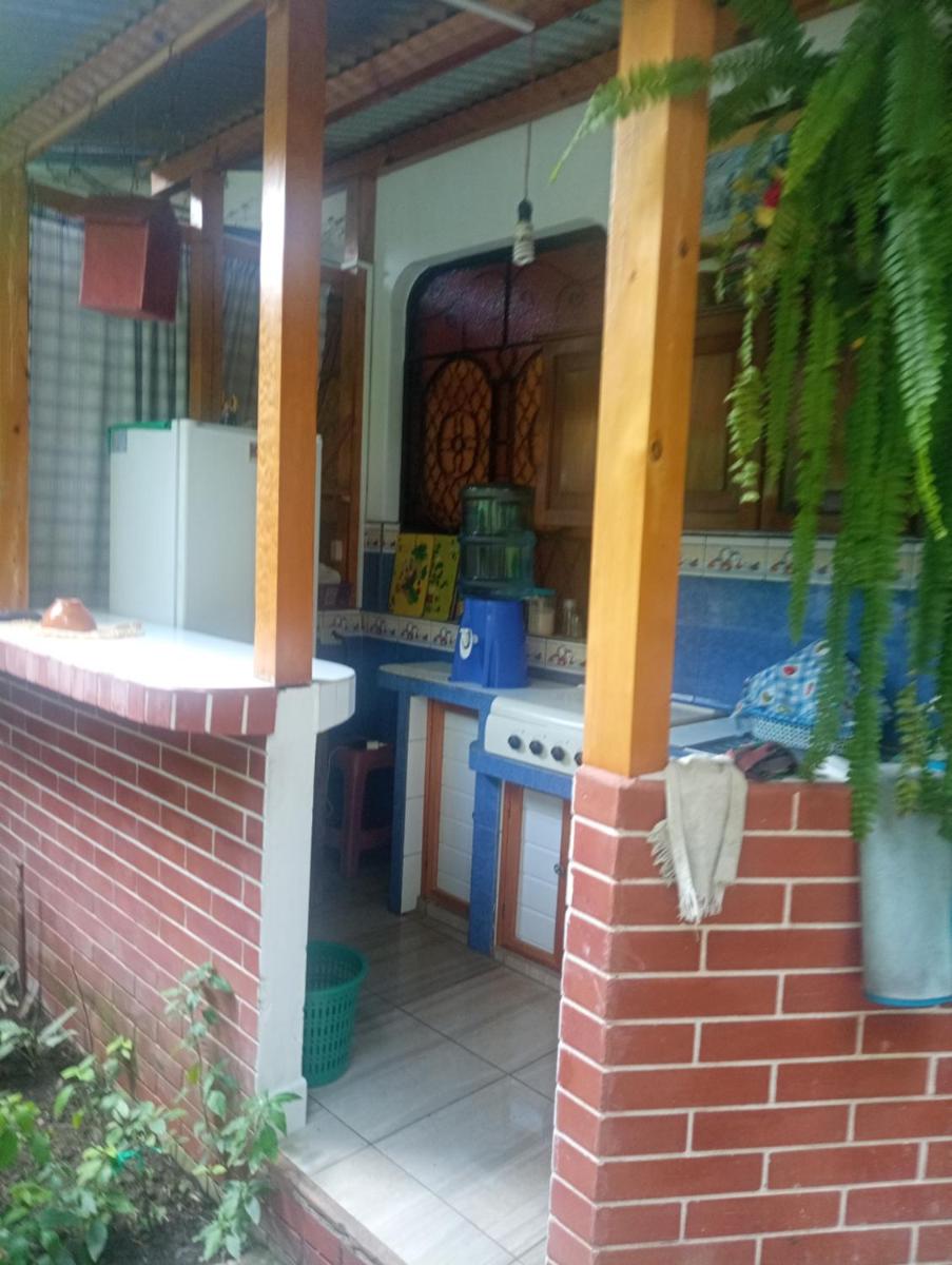 Hostal Mario's Rooms - Hizvo