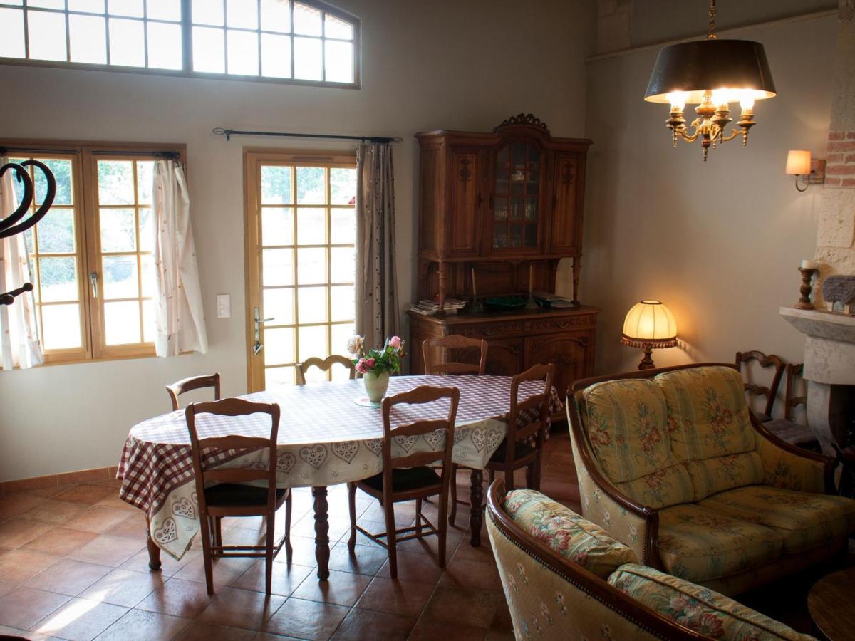 Maison de campagne rénovée à 1h de Paris, avec jardin clos, 4 chambres et équipements familiaux - FR-1-590-164 - Housity