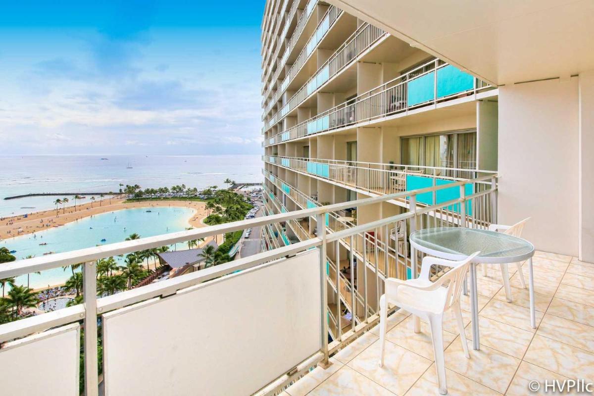 Ilikai 1612 - Housity
