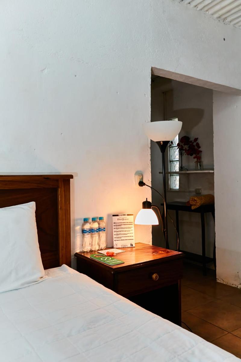 Hotel Don Quijote - Housity